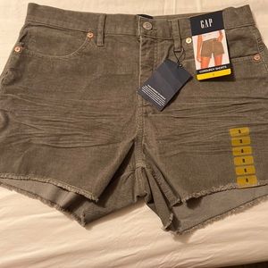 Gap brand  corduroy shorts size 8 olive green brand new with
